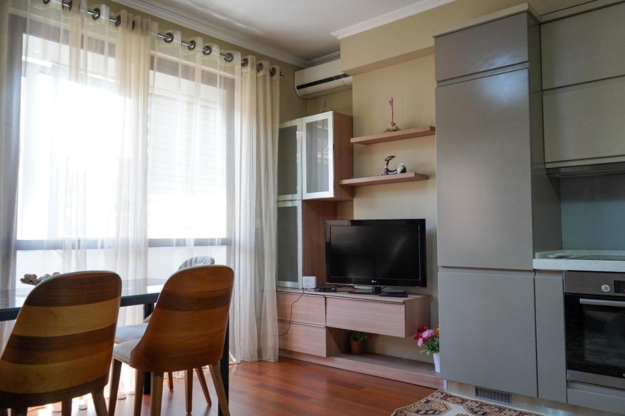 Lovely Apartment In The Heart Of 地拉那 外观 照片